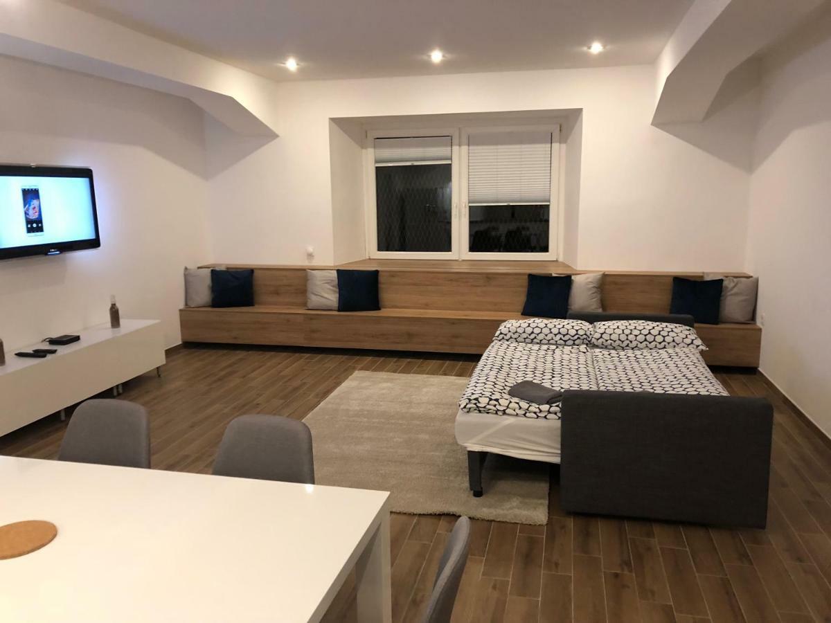 Jure Apartment In Ljubljana Bagian luar foto